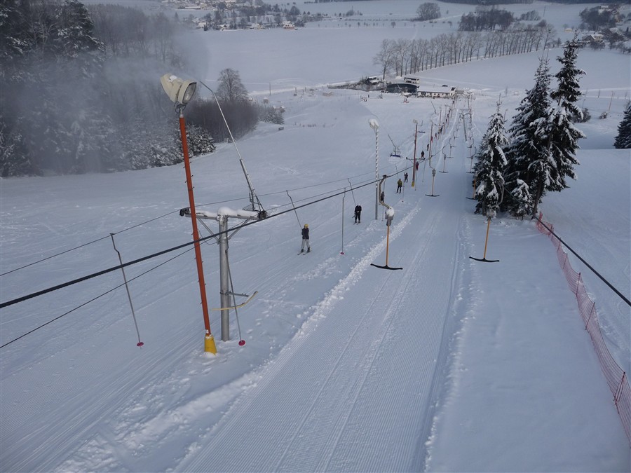 SKI ARE�L P��VRAT V ORLICK�CH HOR�CH