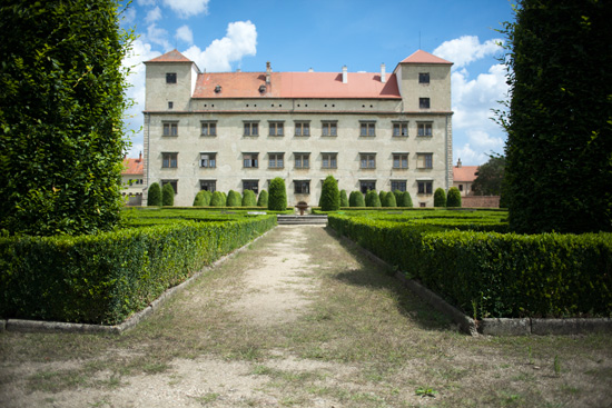 MUZEUM BU�OVICKA