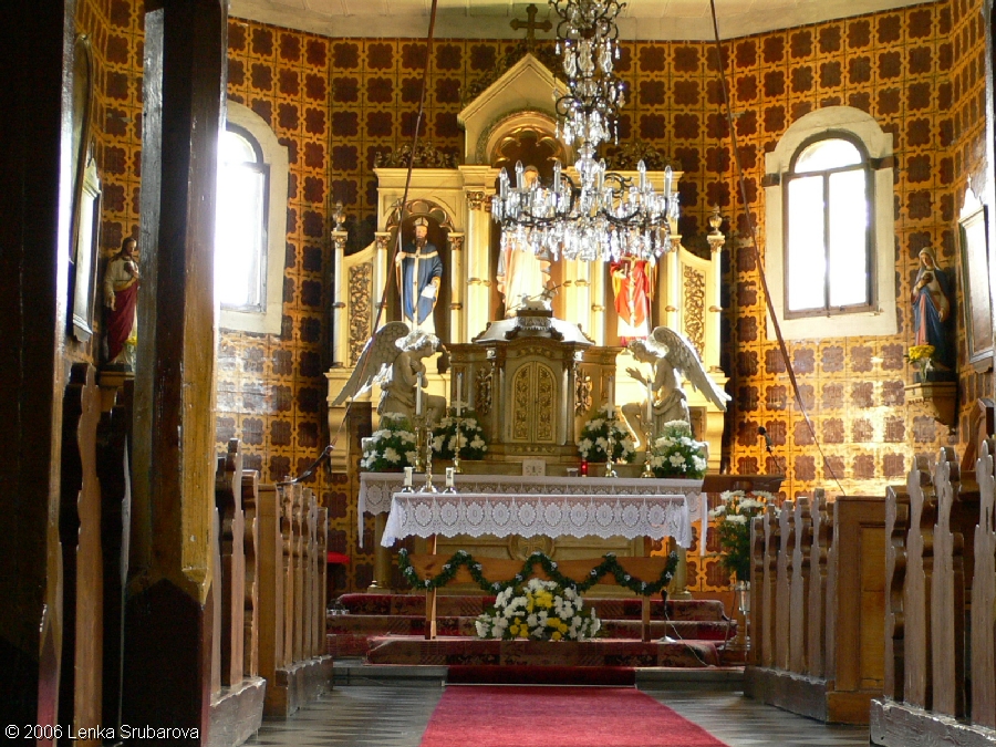 DŘEVĚNÝ KOSTEL SV. PANNY MARIE SNĚŽNÉ VE VELKÝCH KARLOVICÍCH