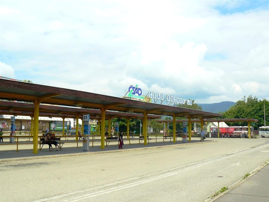 ČSAD Rožnov pod Radhoštěm - autobusové nádraží 