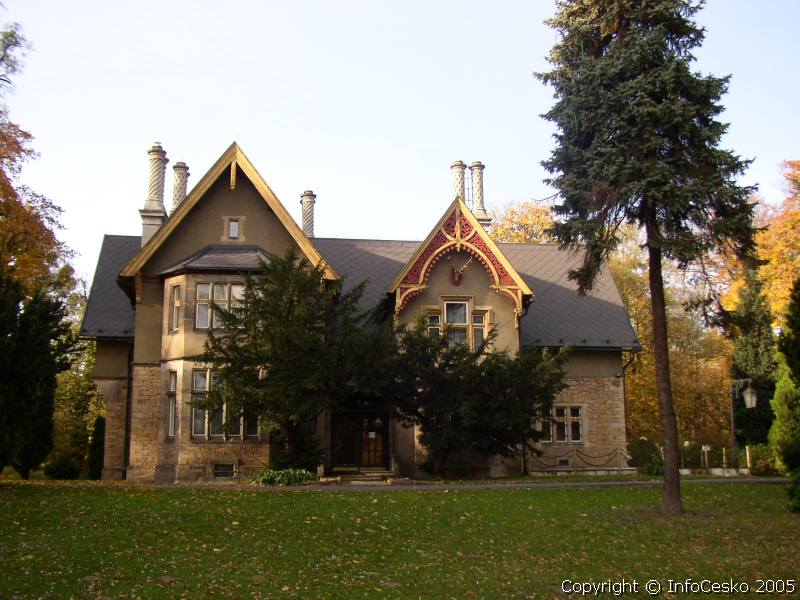 Restaurace Lovecký zámeček